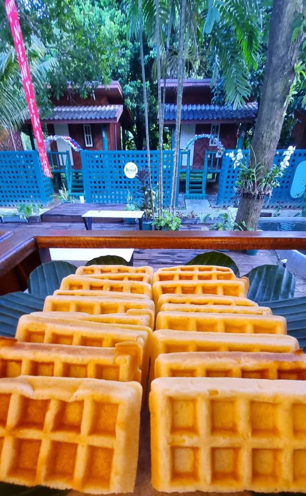 The Royal Bamboo Lodges - Sha Certified Khao Sok National Park Exterior foto