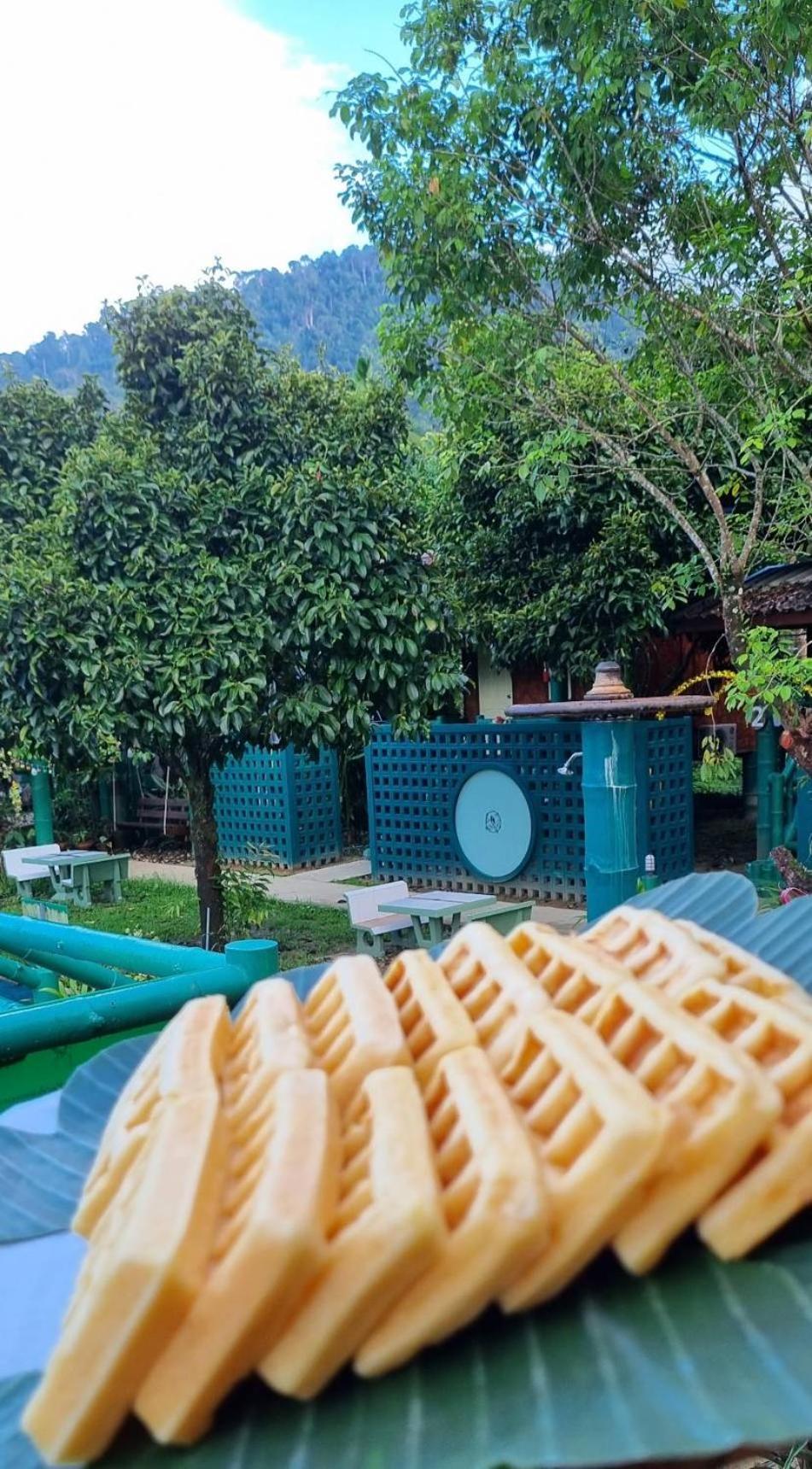 The Royal Bamboo Lodges - Sha Certified Khao Sok National Park Exterior foto